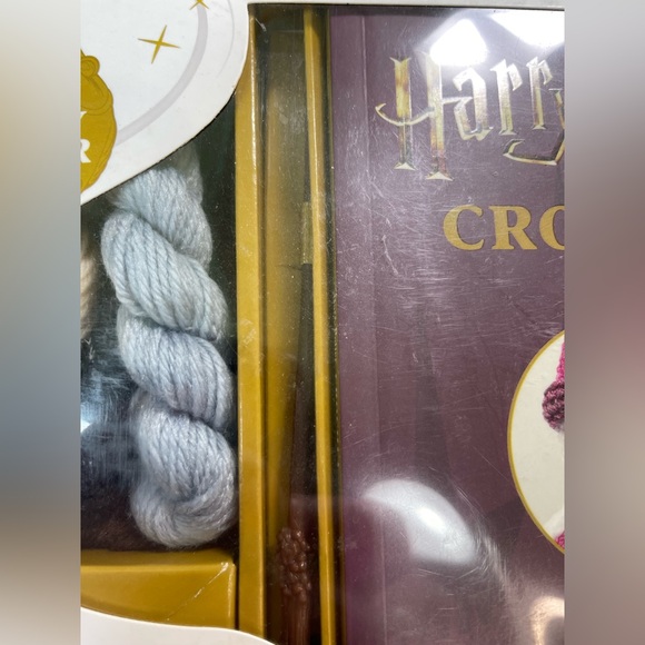 Harry Potter Crochet Kit New Wand for a Hook! - Picture 11 of 11